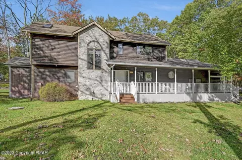 114 Withywindle Way, Tamiment, PA 18371