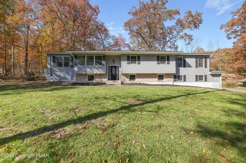 279 Clarks Rd, Cresco, PA 18326
