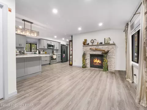 228 Maxatawny Dr, Pocono Lake, PA 18347