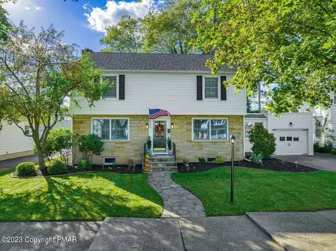457 River St, Kingston, PA 18704