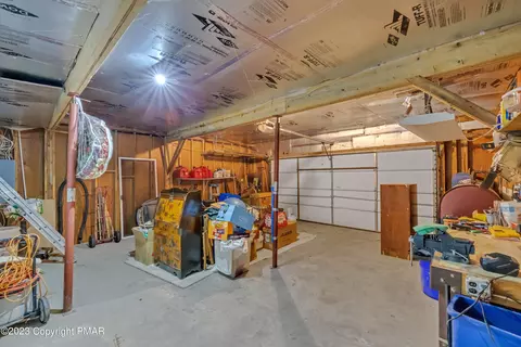 5906 Decker Rd, Bushkill, PA 18324 photo 32