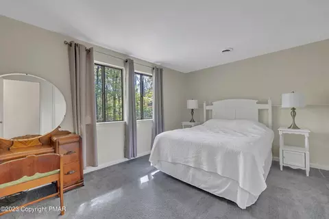 5906 Decker Rd, Bushkill, PA 18324 photo 16