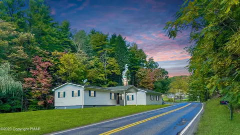 1080 Forest Inn Rd, Palmerton, PA 18071