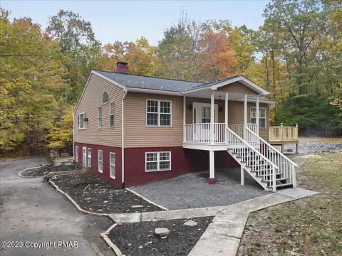 325 Carnation Rd, East Stroudsburg, PA 18302