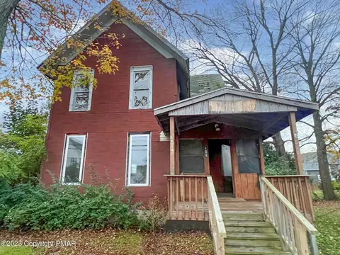 104 Coates St, Elkland, PA 16920
