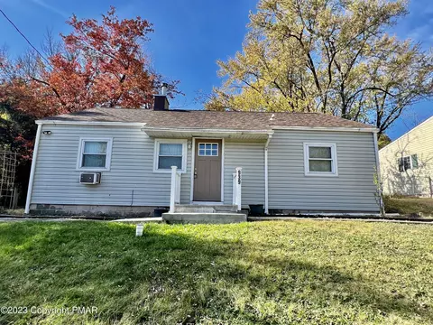 939 Conwell St, Stroudsburg, PA 18360