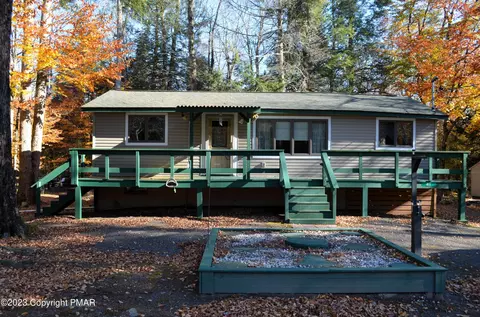 417 Maxatawny Dr, Pocono Lake, PA 18347