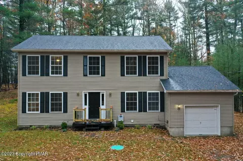 407 Marcel Dr, Dingmans Ferry, PA 18328