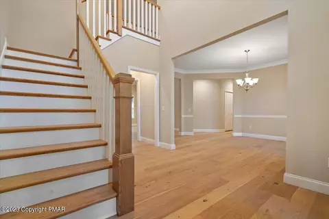 116 Devonshire Dr, Cresco, PA 18326 photo 6