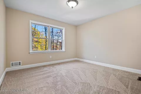 116 Devonshire Dr, Cresco, PA 18326 photo 24