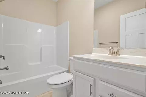 116 Devonshire Dr, Cresco, PA 18326 photo 25