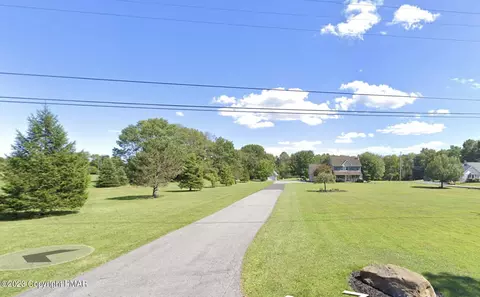 819 Blue Mountain Dr, Bangor, PA 18013