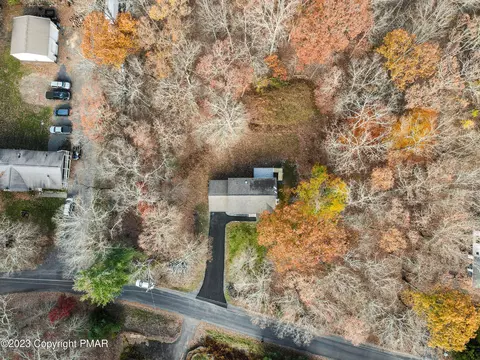 3244 Westminster Dr, East Stroudsburg, PA 18302