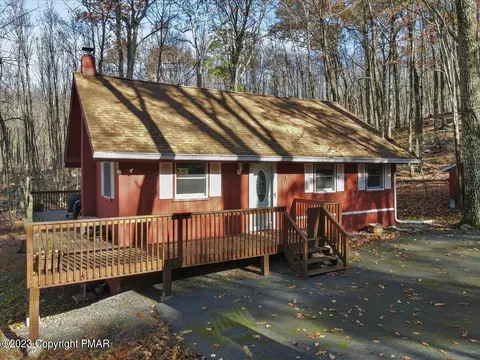 212 N Paper Birch, Tafton, PA 18464