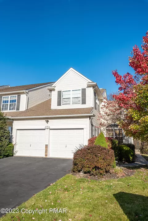 151 Willow Dr, Easton, PA 18045