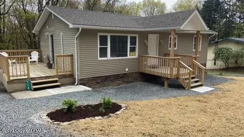 114 Bear Rd, East Stroudsburg, PA 18302