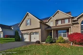 9621 Viceroy Ln, Breinigsville, PA 18031