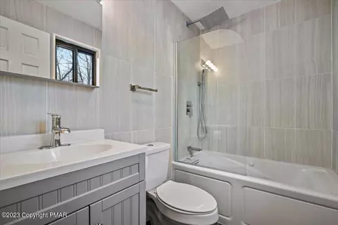 1148 Falls Rd, Bushkill, PA 18324 photo 27