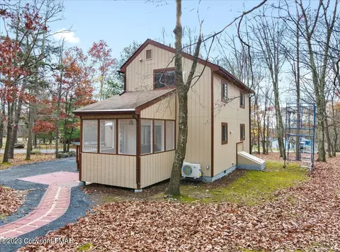 1148 Falls Rd, Bushkill, PA 18324 photo 31