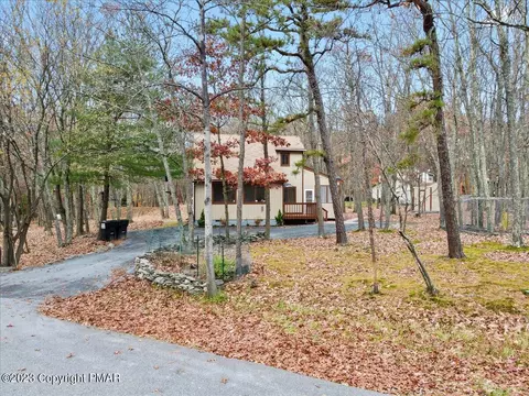 1148 Falls Rd, Bushkill, PA 18324 photo 30