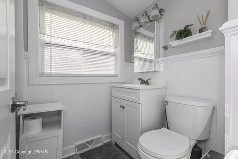911 Flora Ln, Boothwyn, PA 19061 photo 18