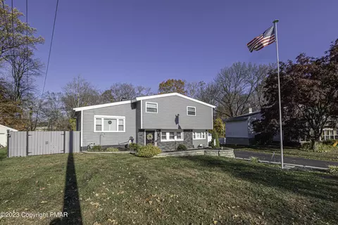 911 Flora Ln, Boothwyn, PA 19061 photo 32