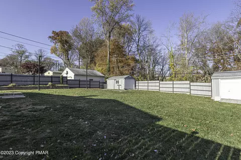 911 Flora Ln, Boothwyn, PA 19061 photo 21