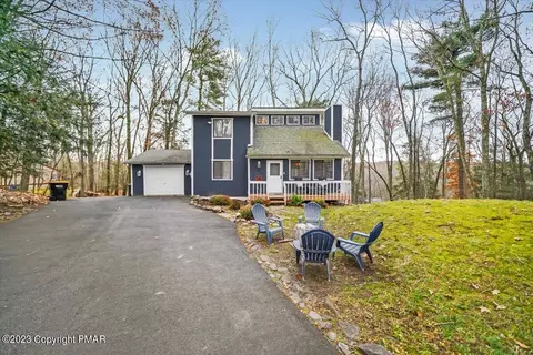 144 Rose Ln, Bartonsville, PA 18321