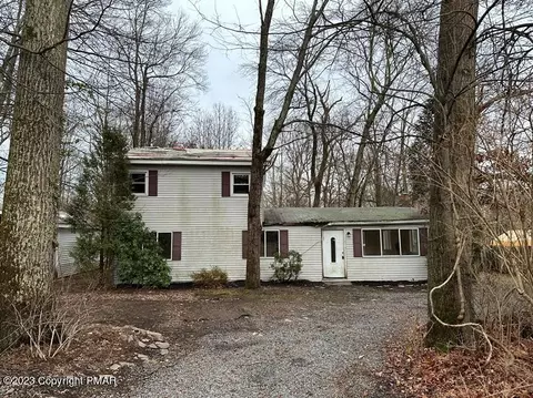 124 Fern Rd, Cresco, PA 18326