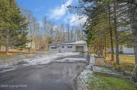 4450 Sylvan Ln, Pocono Summit, PA 18346