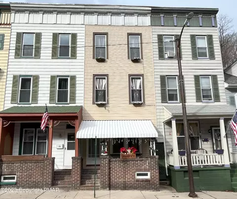 106 W Broadway, Jim Thorpe, PA 18229
