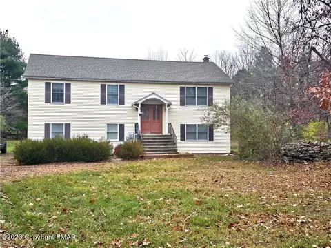 211 Ellen Ct, Stroudsburg, PA 18360