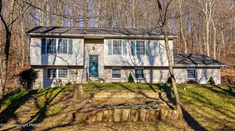 106 Parsons Ct, Saylorsburg, PA 18353