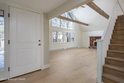 144 Paxinos Dr, Pocono Lake, PA 18347