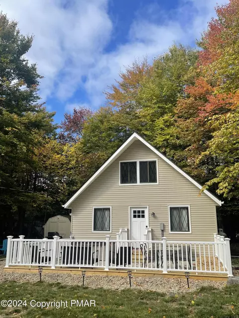 1697 Aspen Ter, Tobyhanna, PA 18466