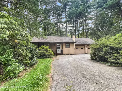 75 Tar Run Rd, Lehighton, PA 18235