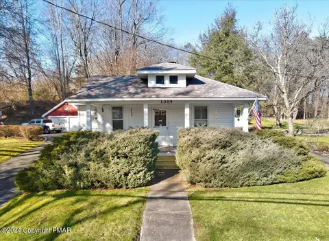 1314 Dreher Ave, Stroudsburg, PA 18360