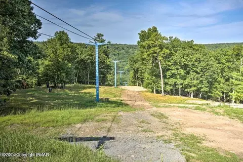 166 Saunders Dr, Bushkill, PA 18324 photo 31
