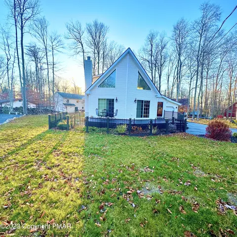 7612 Sawmill Rd, Tobyhanna, PA 18466