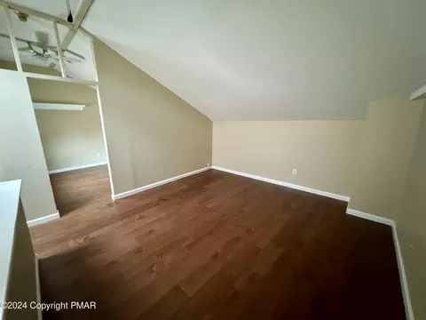 3379 Windemere Dr, Bushkill, PA 18324 photo 9