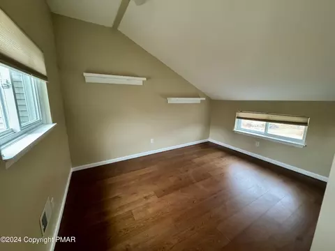 3379 Windemere Dr, Bushkill, PA 18324 photo 10