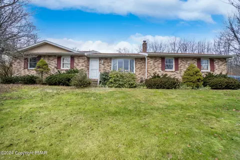 288 N 11th St, Bangor, PA 18013
