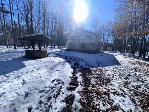 1106 Boulder Rd, Blakeslee, PA 18610