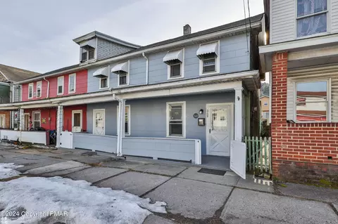 349 W Catawissa St, Nesquehoning, PA 18240