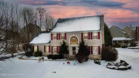 2250 Barry Ct, Easton, PA 18040