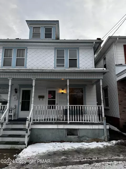 1302 Willow St, Coal Township, PA 17866