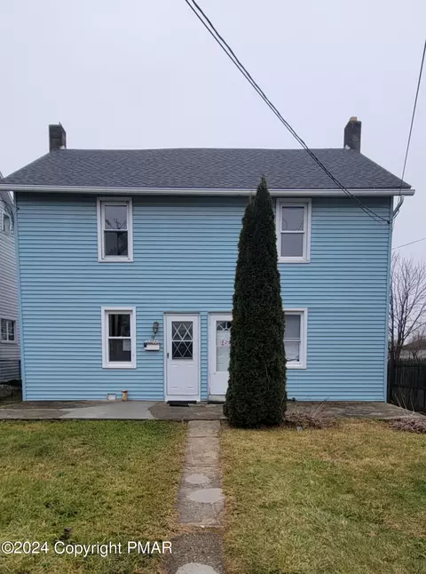16-18 E Main St, Pen Argyl, PA 18072