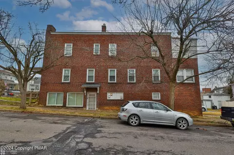 729 Spring St, Bethlehem, PA 18018 photo 41