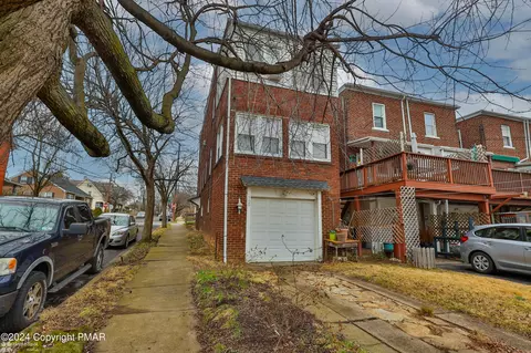 729 Spring St, Bethlehem, PA 18018 photo 45