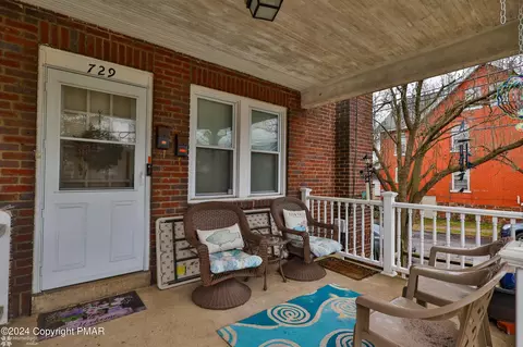 729 Spring St, Bethlehem, PA 18018 photo 4